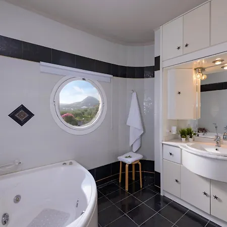 Greenera ,by Idealstay Experience Heraklion (Crete)
