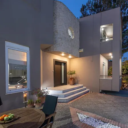 Greenera ,by Idealstay Experience Heraklion (Crete)